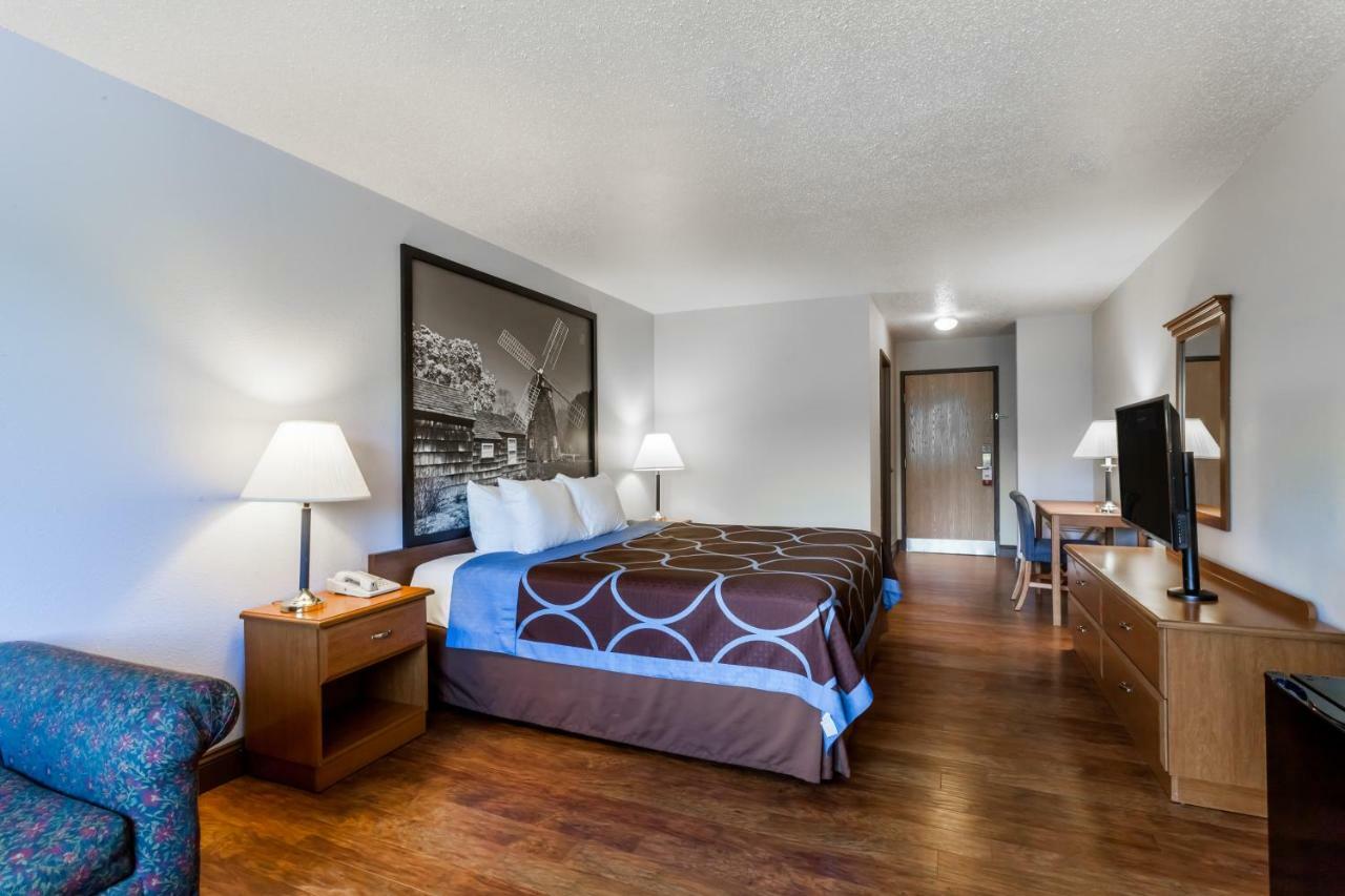 Super 8 By Wyndham Cobleskill Ny Kültér fotó